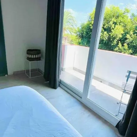 Casa De 3 Plantas, Con Jardin Y Vistas Al Golf Casa de Férias